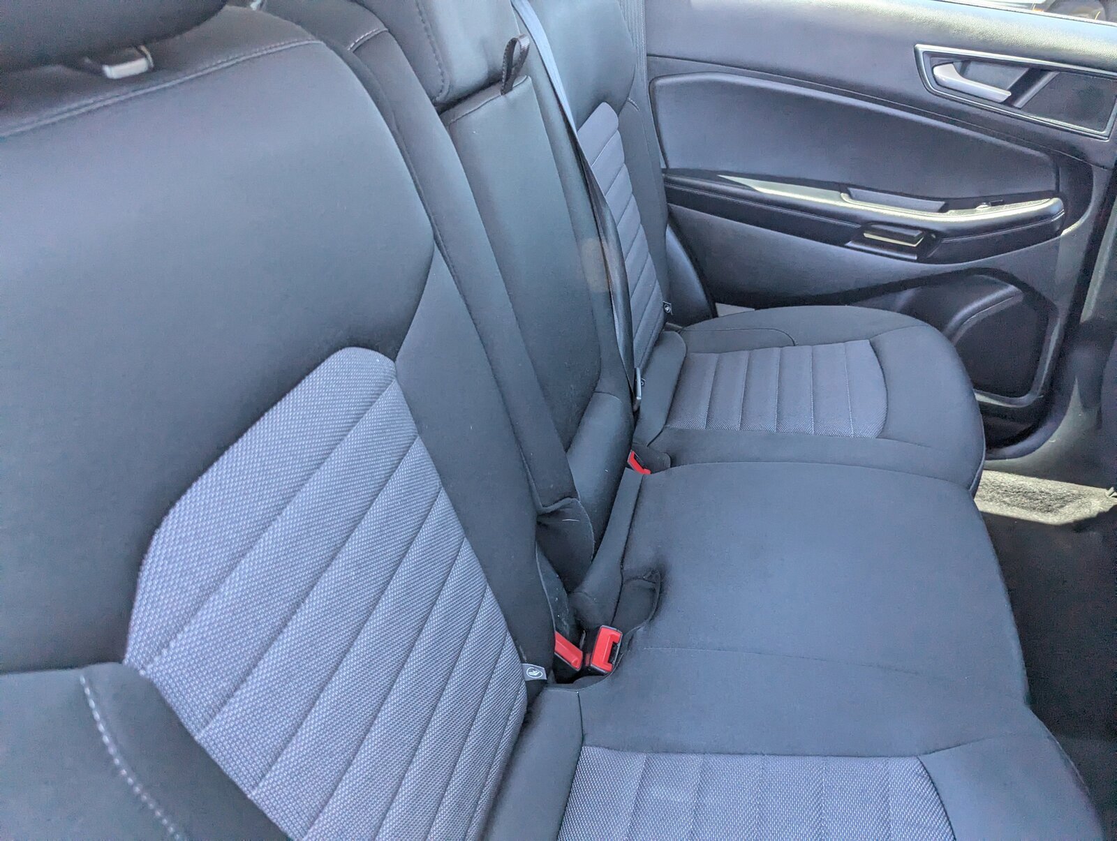 2022 Ford Edge SE photo 9