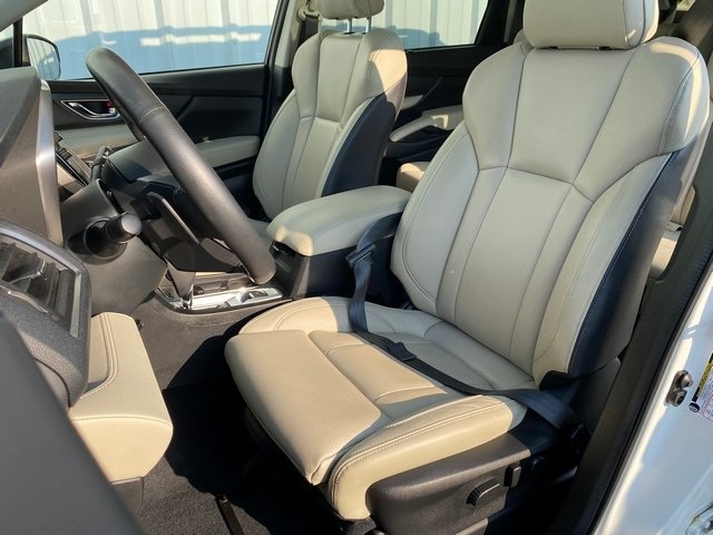 2024 Subaru Ascent Limited photo 16