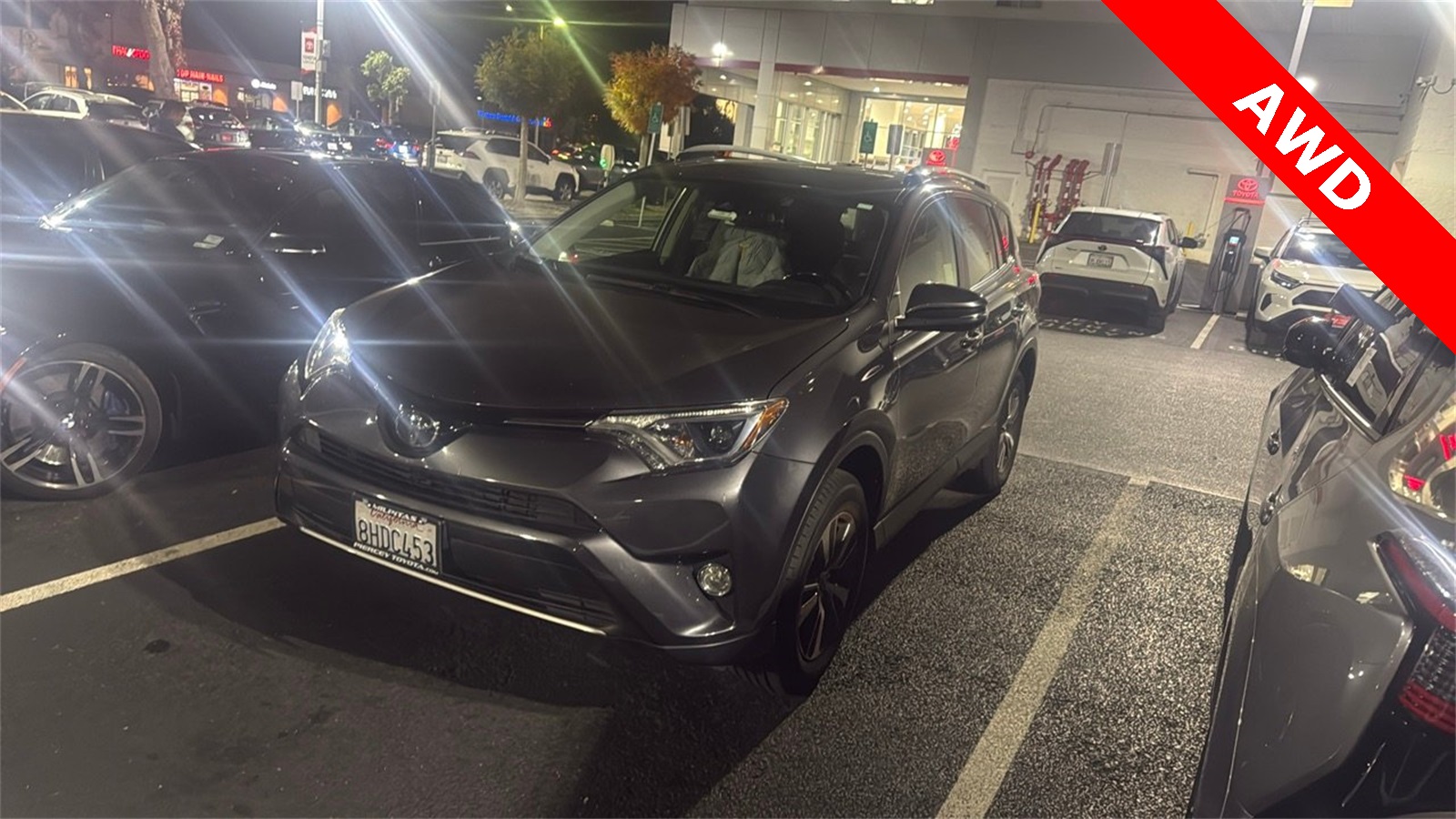 2018 Toyota RAV4 XLE's photo