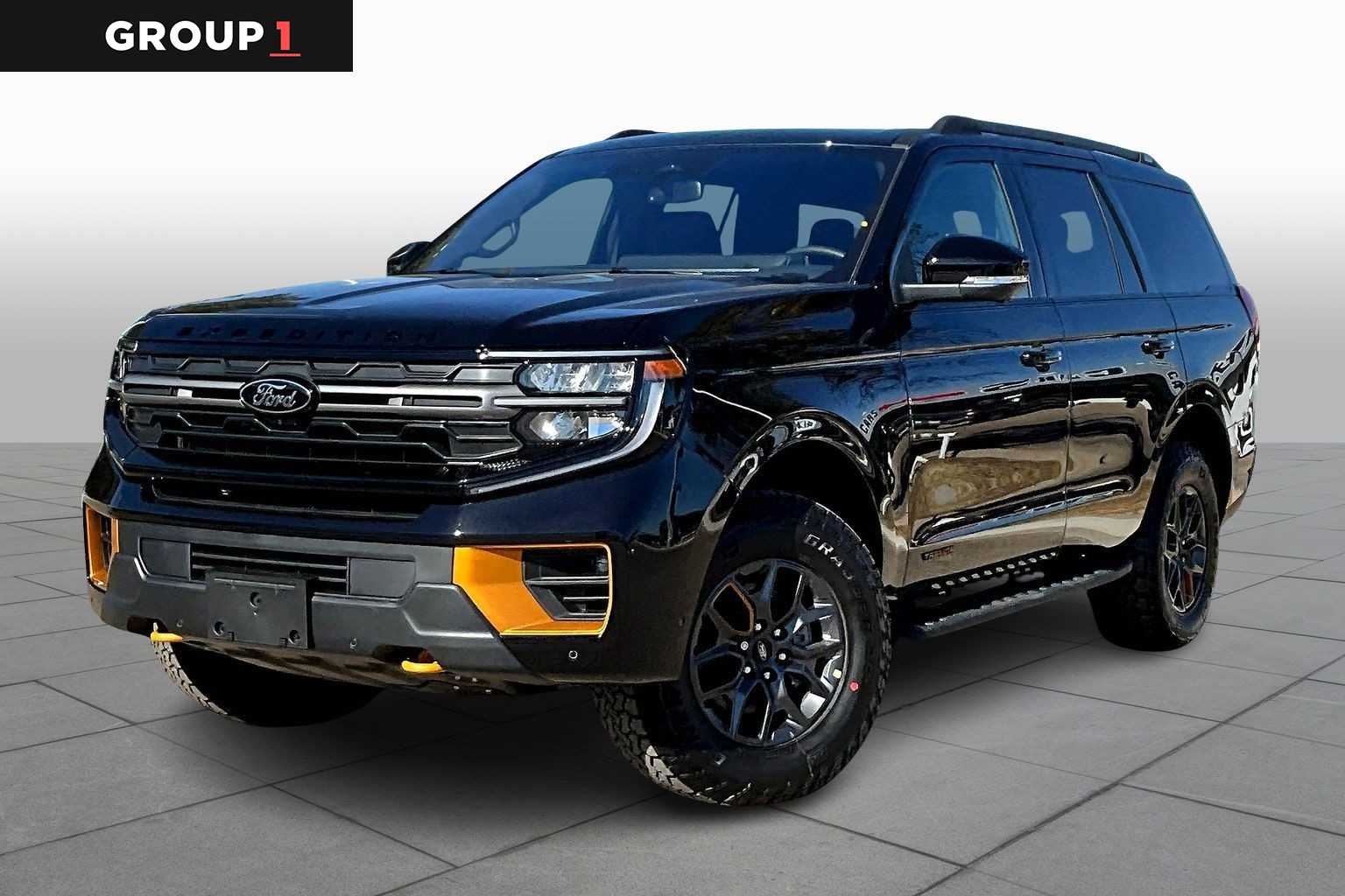 2025 Ford Expedition Tremor's photo