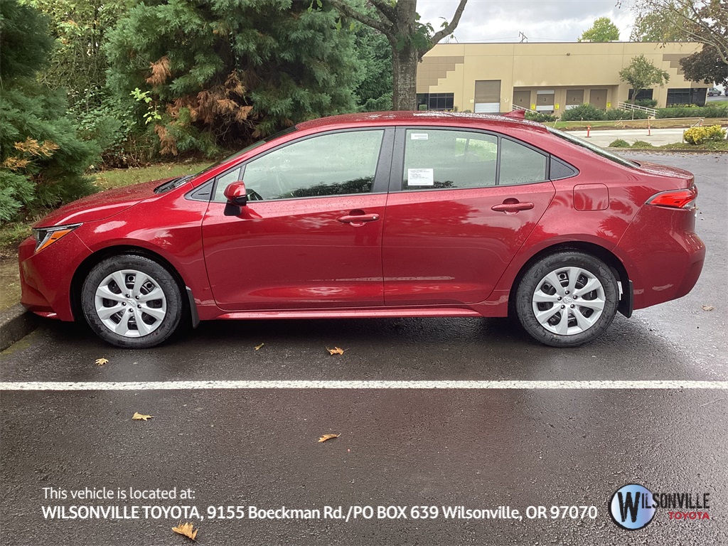 2026 Toyota Corolla LE's photo