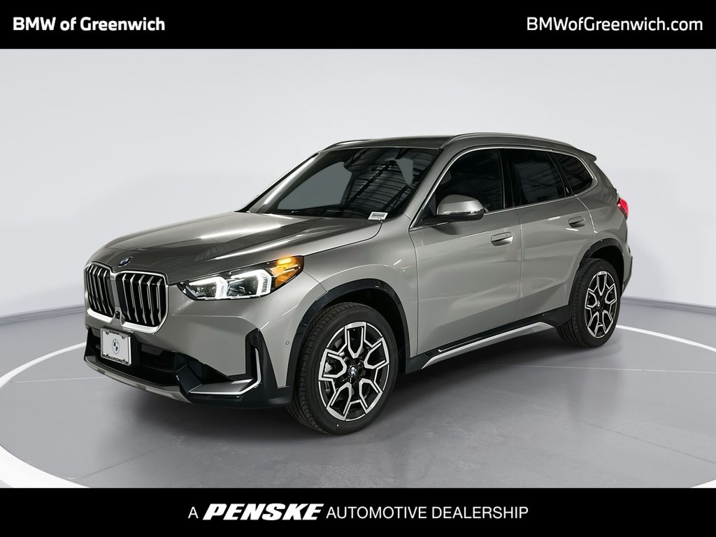 2025 BMW X1 28i's photo