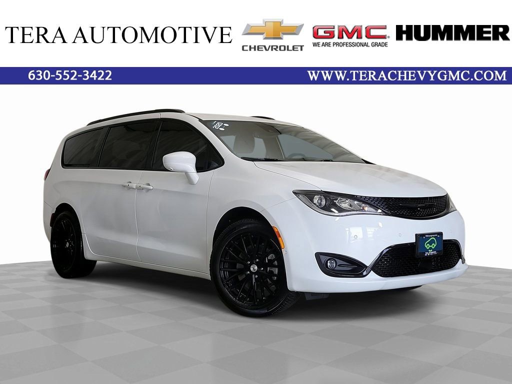 2020 Chrysler Pacifica AWD LAUNCH EDITION's photo