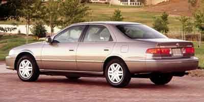 2000 Toyota Camry LE's photo