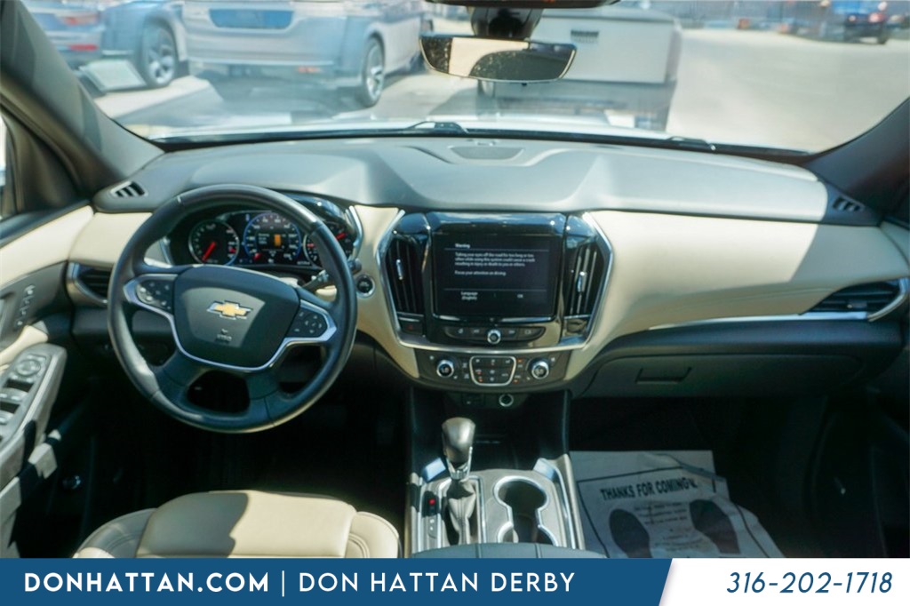 2022 Chevrolet Traverse Premier photo 3