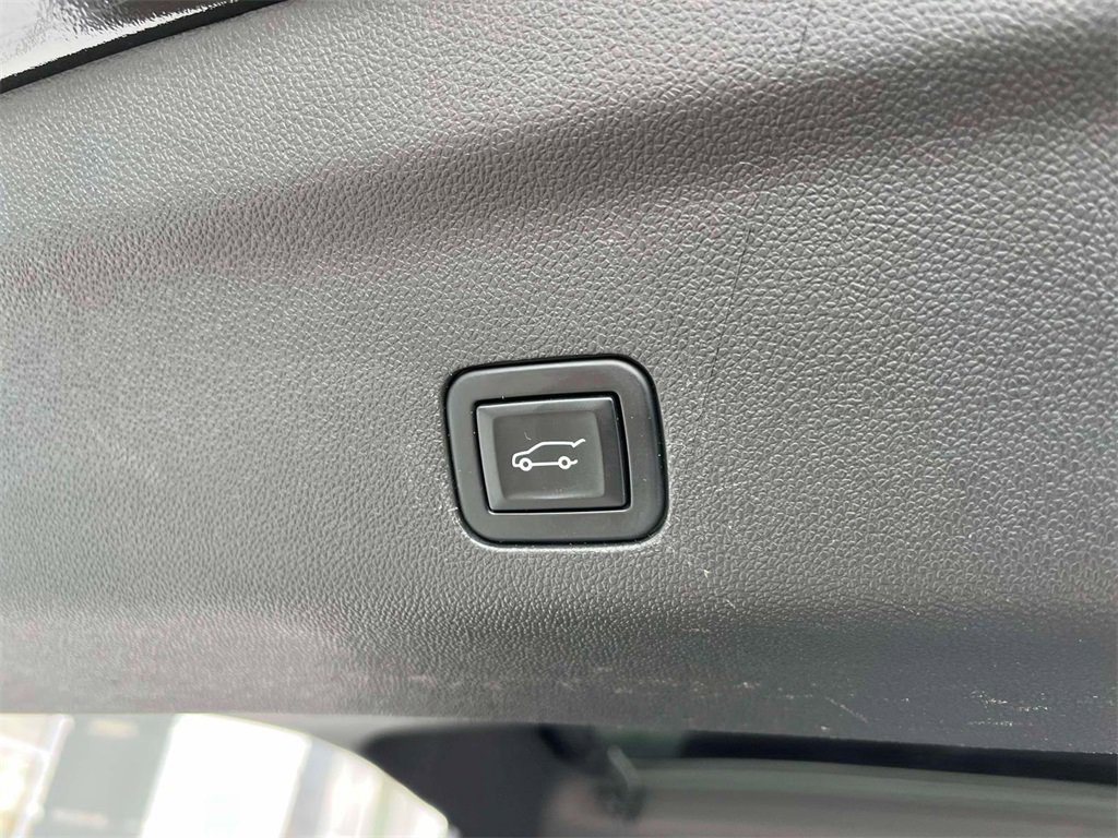 2023 Gmc Yukon Denali Ultimate photo 18