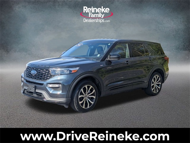 2022 Ford Explorer ST-LINE's photo