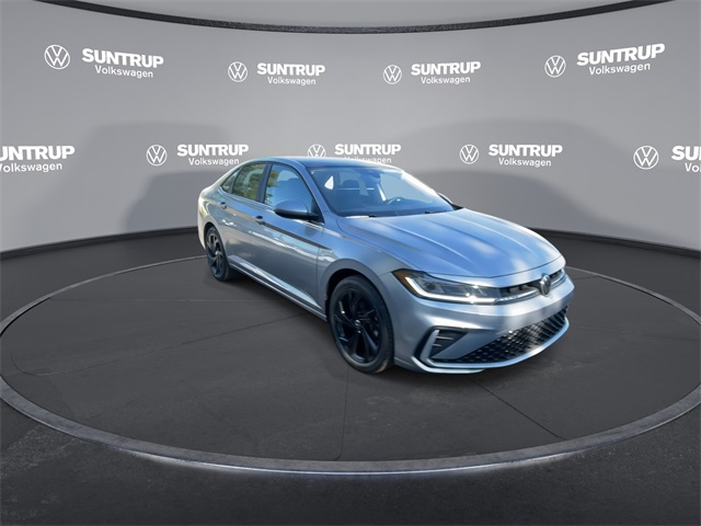 2025 Volkswagen Jetta 1.5T SE photo 3