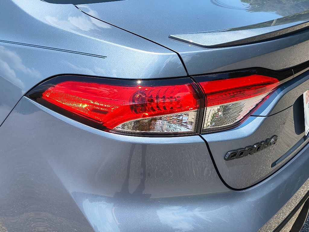 2024 Toyota Corolla SE photo 4