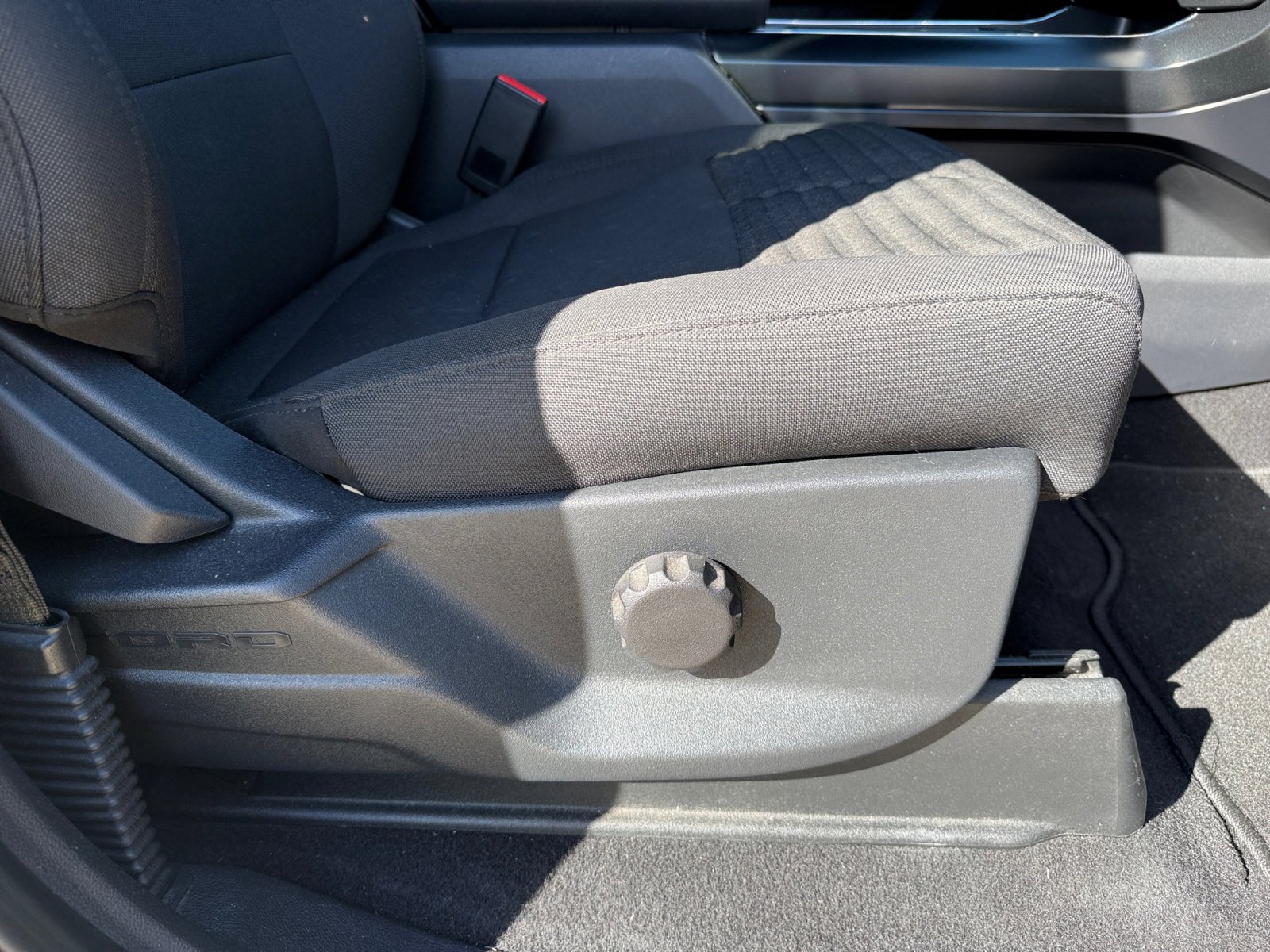 2023 Ford F-150 XL photo 25