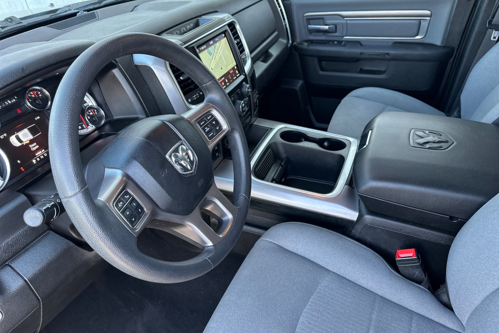 2023 Ram 1500 Classic SLT photo 10