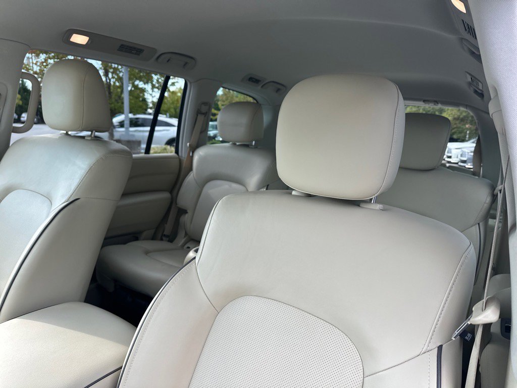 2022 Infiniti QX80 Luxe photo 19