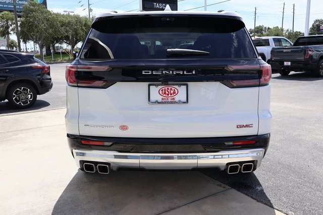 2026 Gmc Acadia Denali photo 3