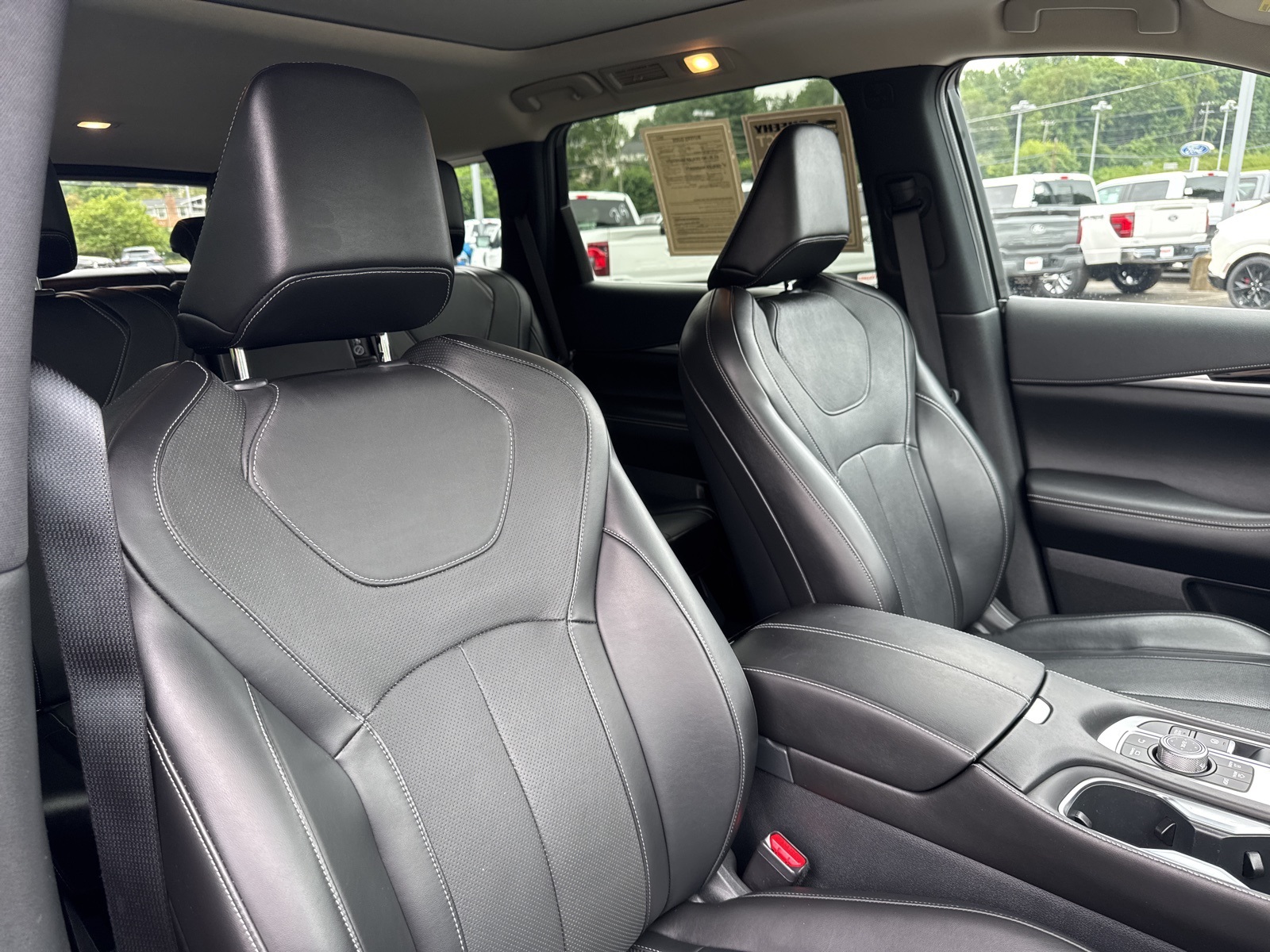 2022 Infiniti QX60 Pure photo 37