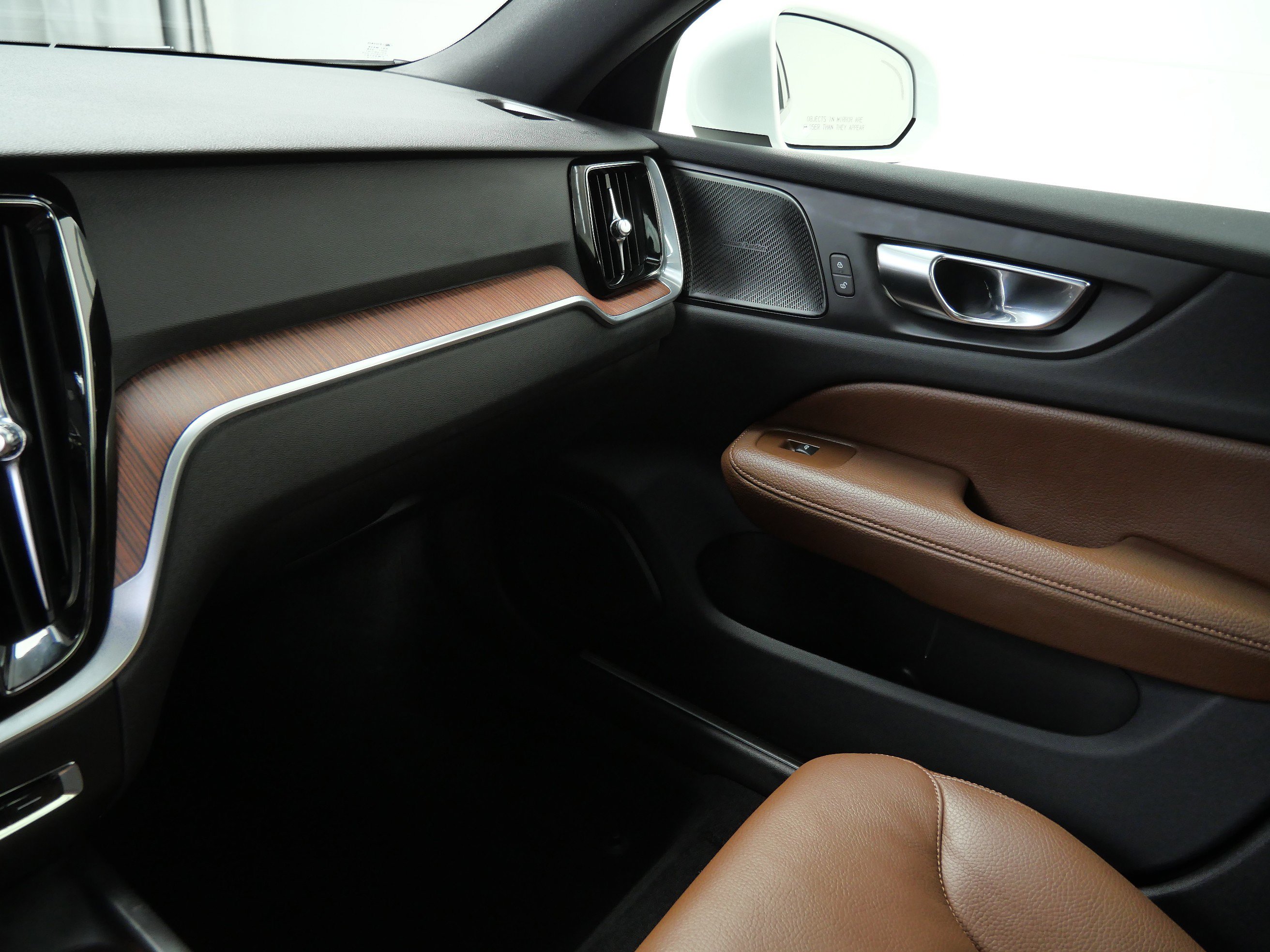 2022 Volvo V60 Cross Country T5 AWD photo 18
