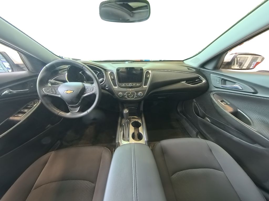 2017 Chevrolet Malibu 1LT photo 21