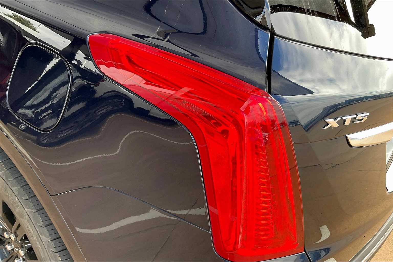 2017 Cadillac XT5 Luxury photo 26