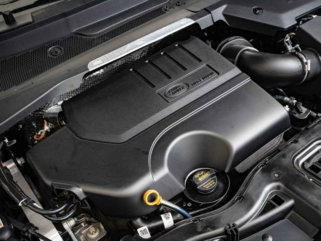 2025 Land Rover Discovery Sport S photo 36