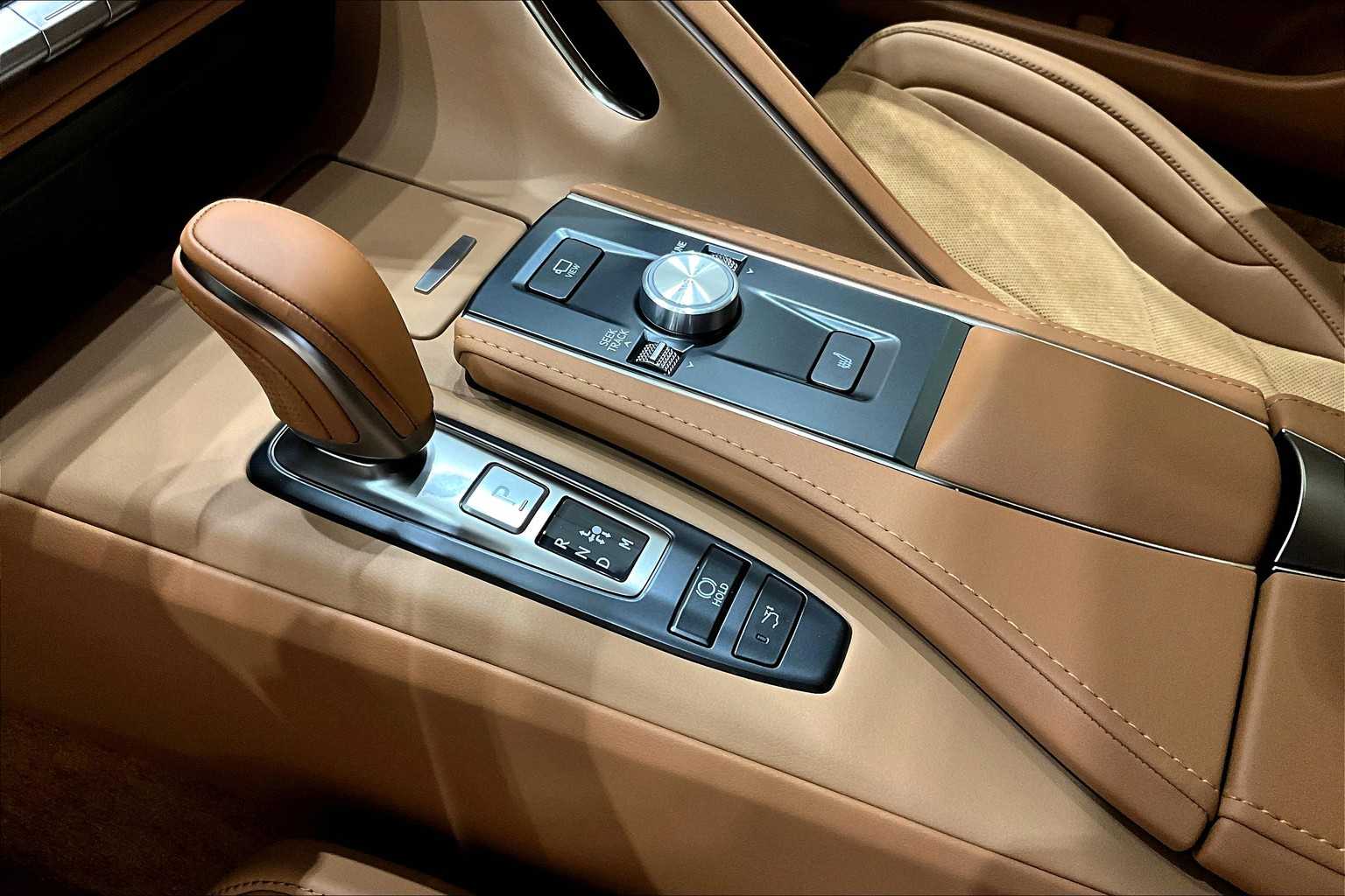 2025 Lexus LC 500 photo 11
