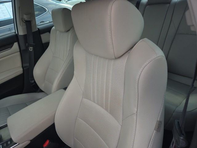 2021 Honda Accord EX-L photo 6