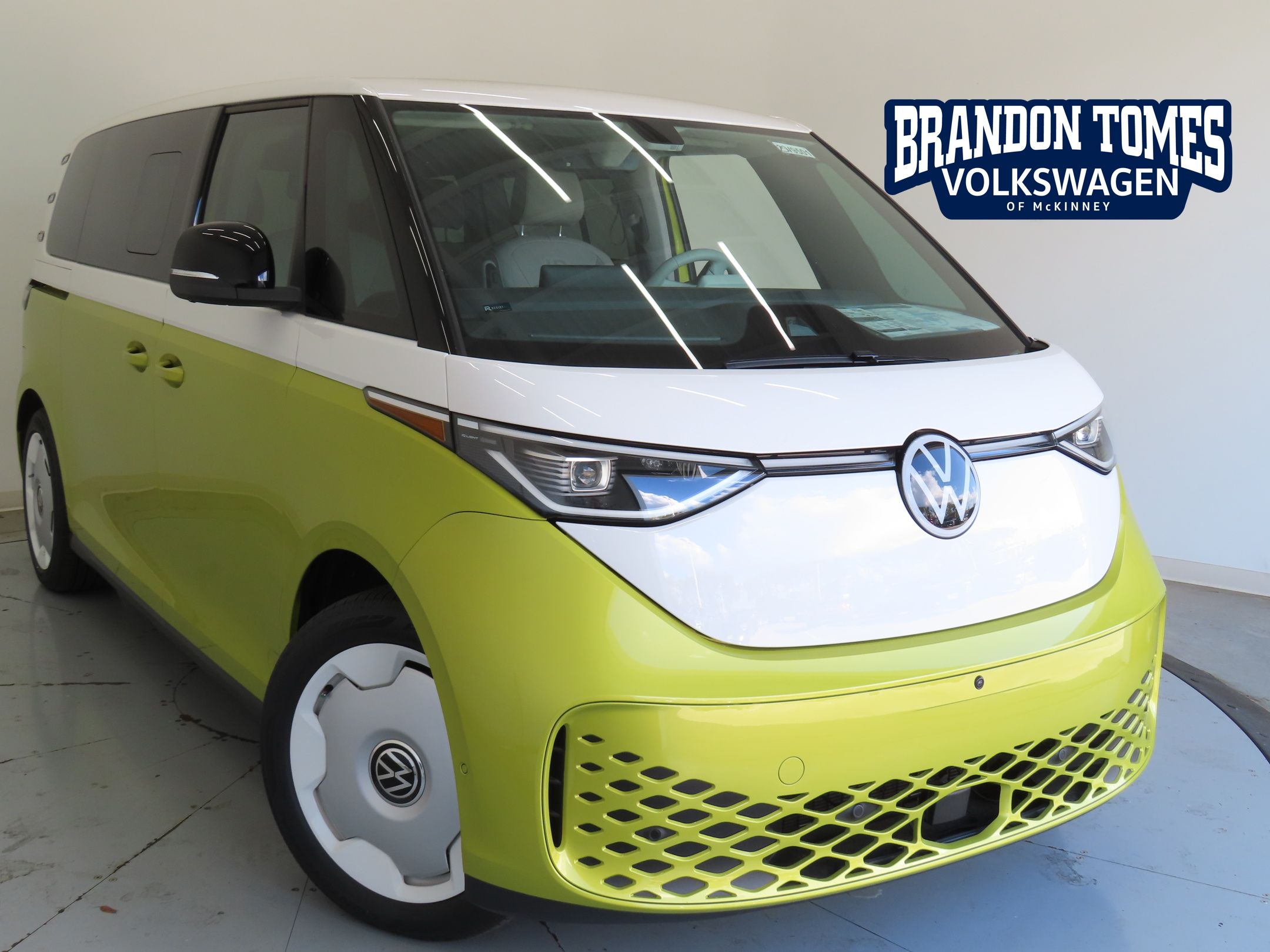 2025 Volkswagen ID. Buzz 1st Edition's photo