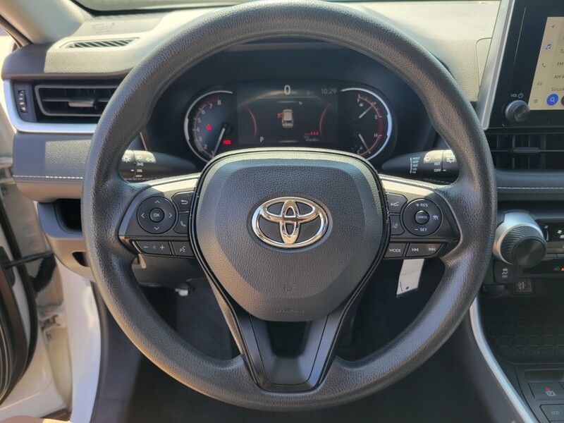 2023 Toyota RAV4 LE photo 16