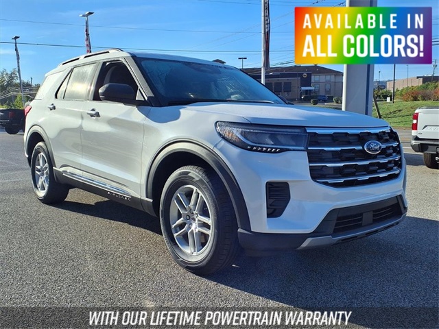 2025 Ford Explorer Active's photo