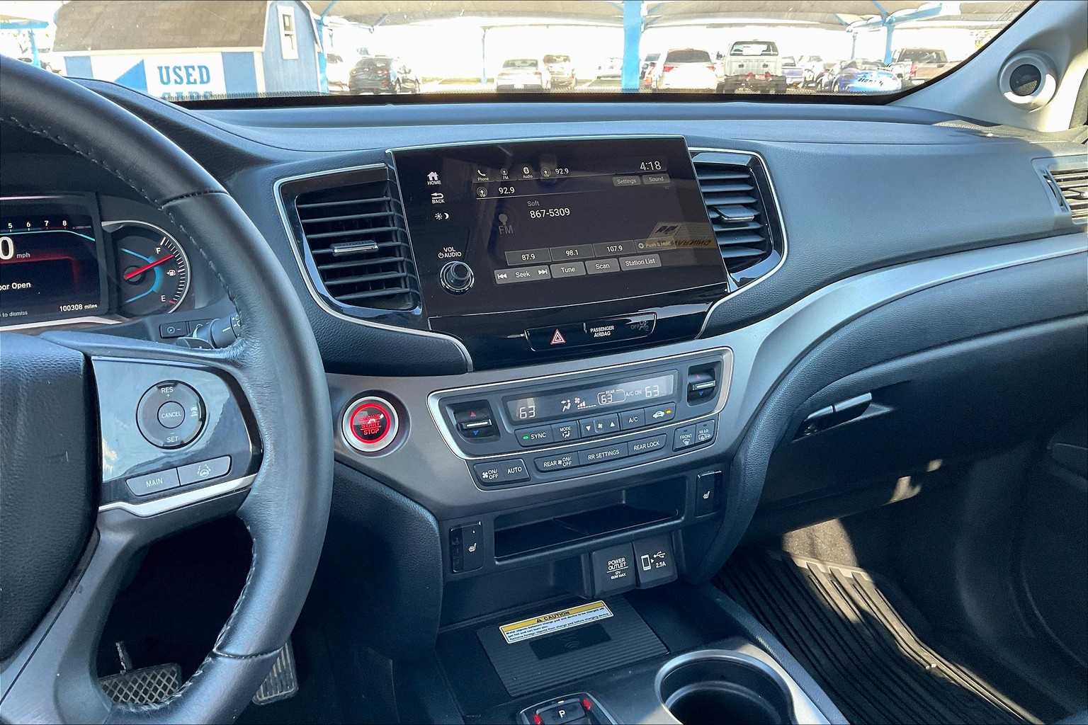 2021 Honda Pilot Special Edition photo 6