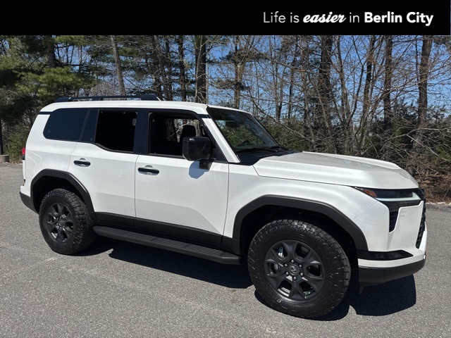 2024 Lexus GX Overtrail's photo