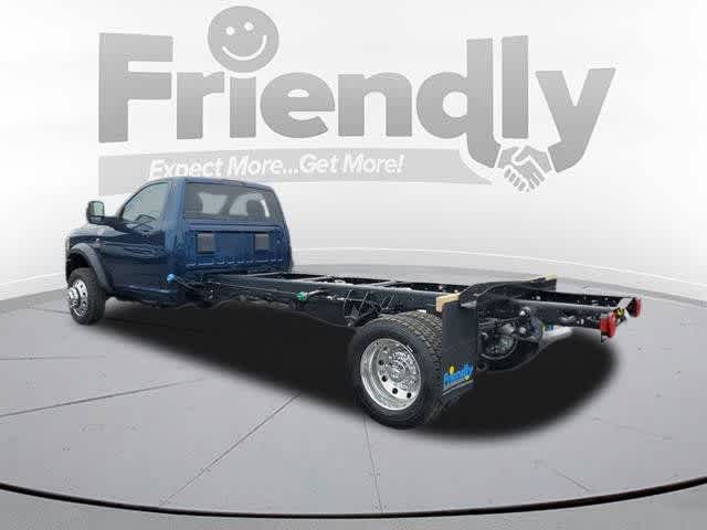 2024 Ram 5500 Tradesman photo 4