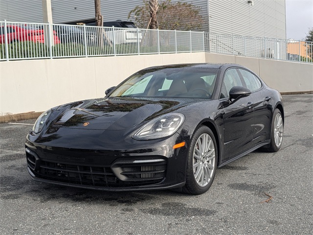 2021 Porsche Panamera Base's photo