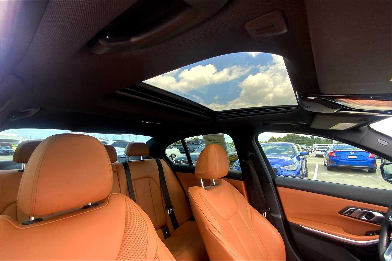 2022 Bmw 330i photo 13
