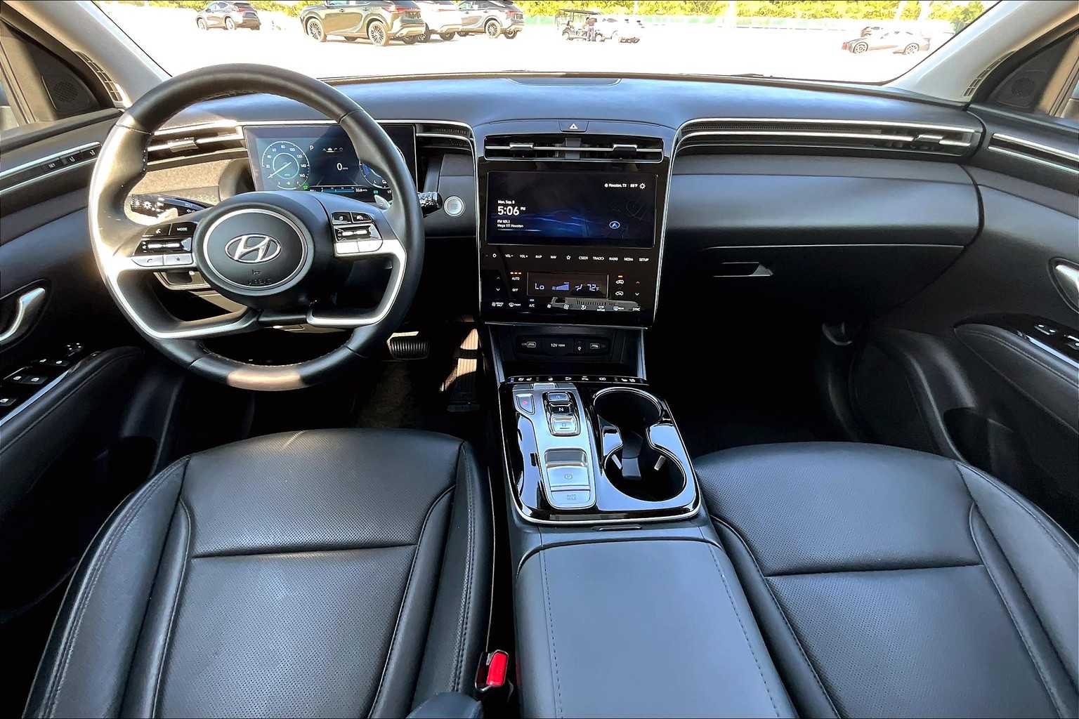 2024 Hyundai Tucson Hybrid photo 15