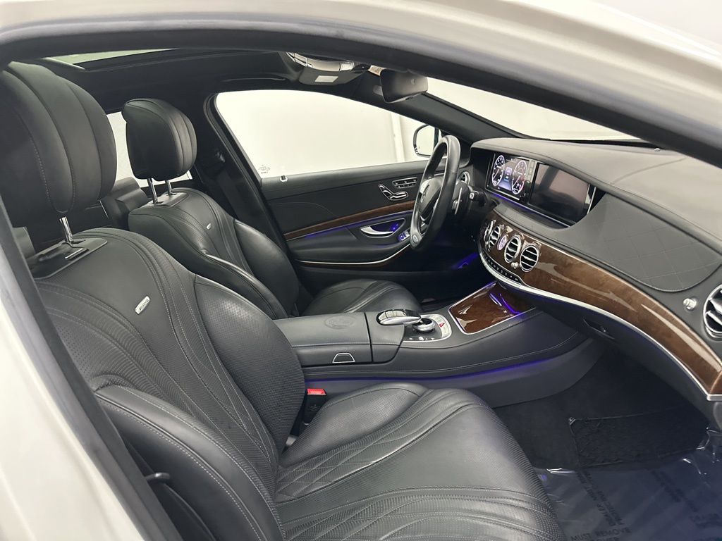 2015 Mercedes Benz S 63 AMG 4MATIC photo 23