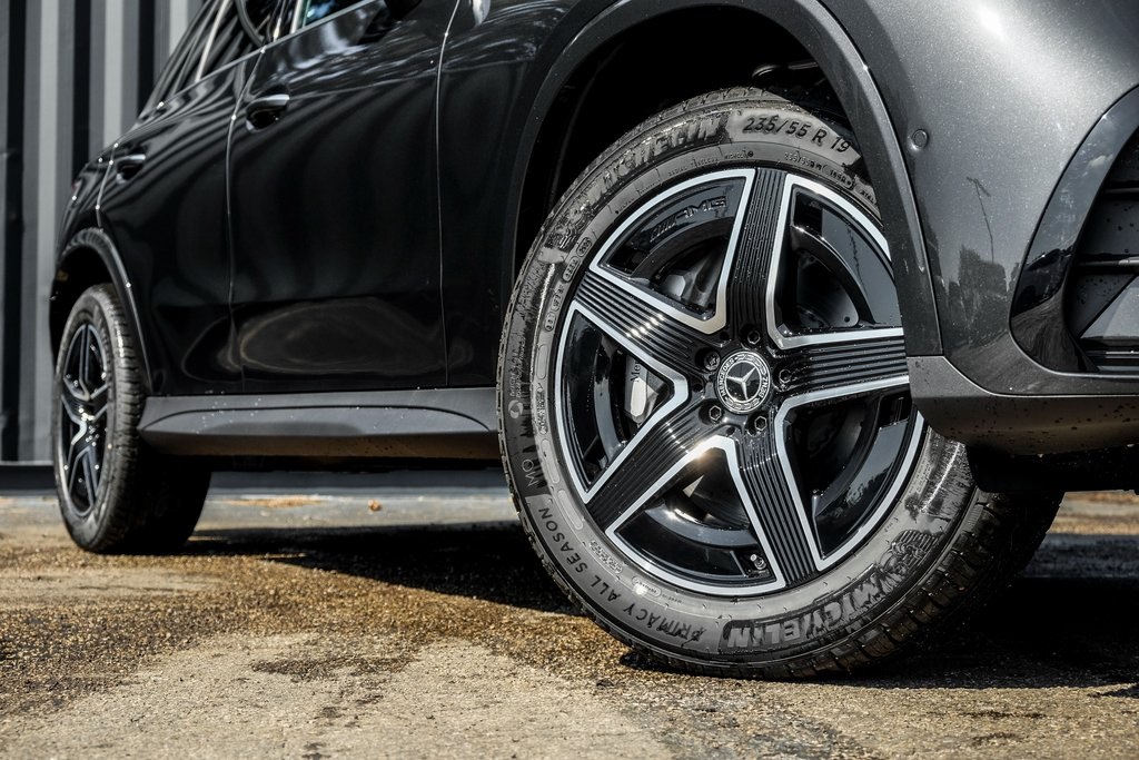 2026 Mercedes Benz GLC 300 4MATIC photo 7