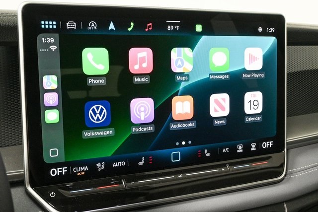 2025 Volkswagen Tiguan SE photo 14