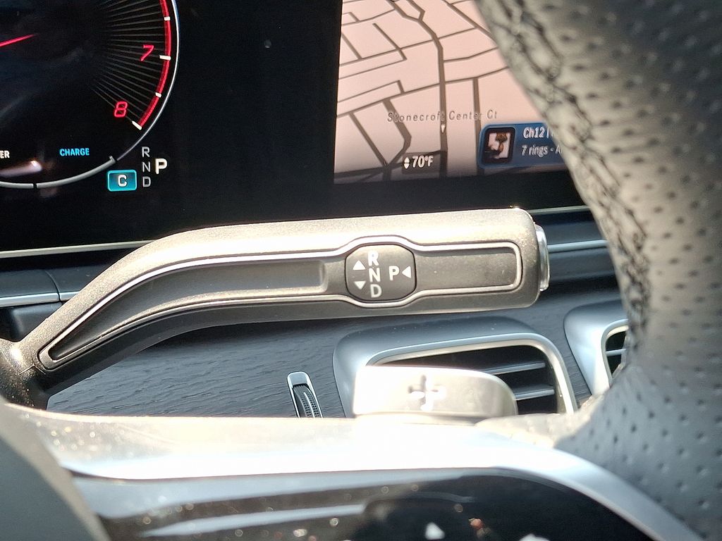 2025 Mercedes Benz GLS 450 4MATIC photo 12