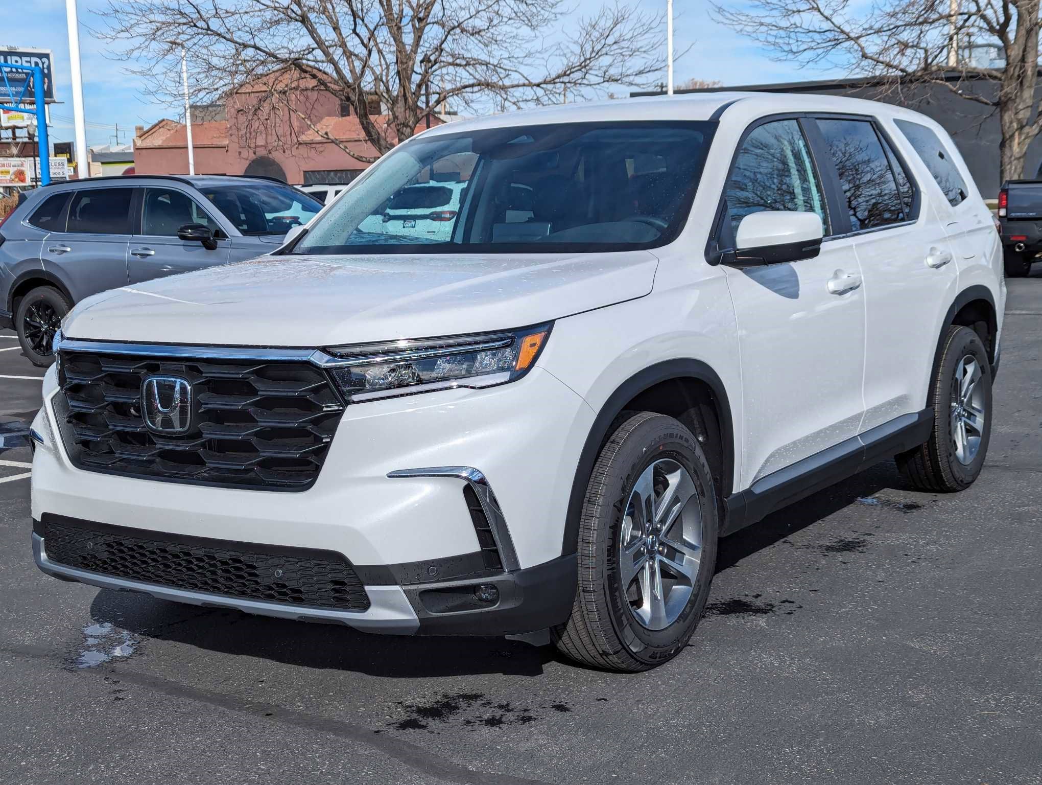 2025 Honda Pilot EX-L photo 5