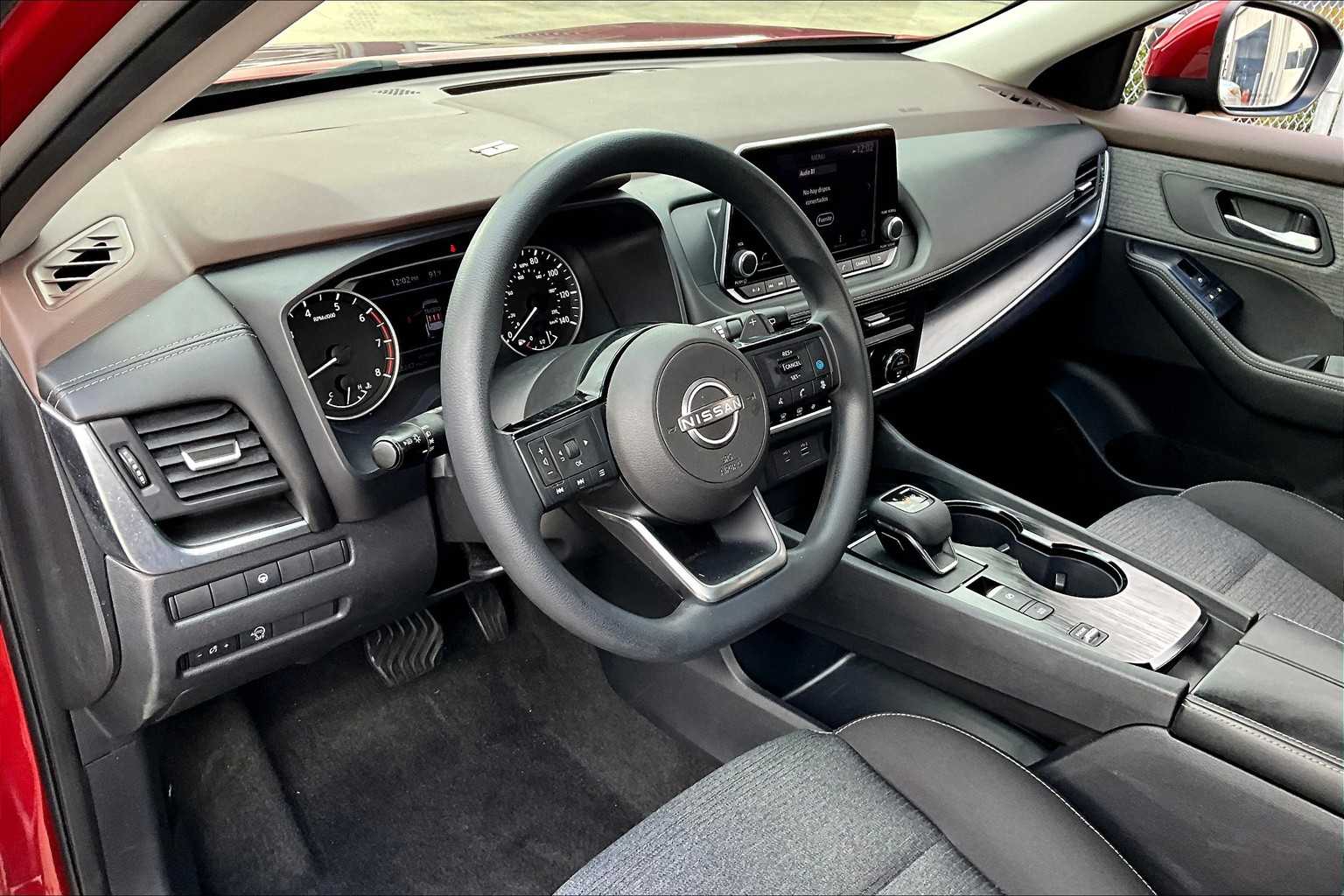 2023 Nissan Rogue SV photo 15