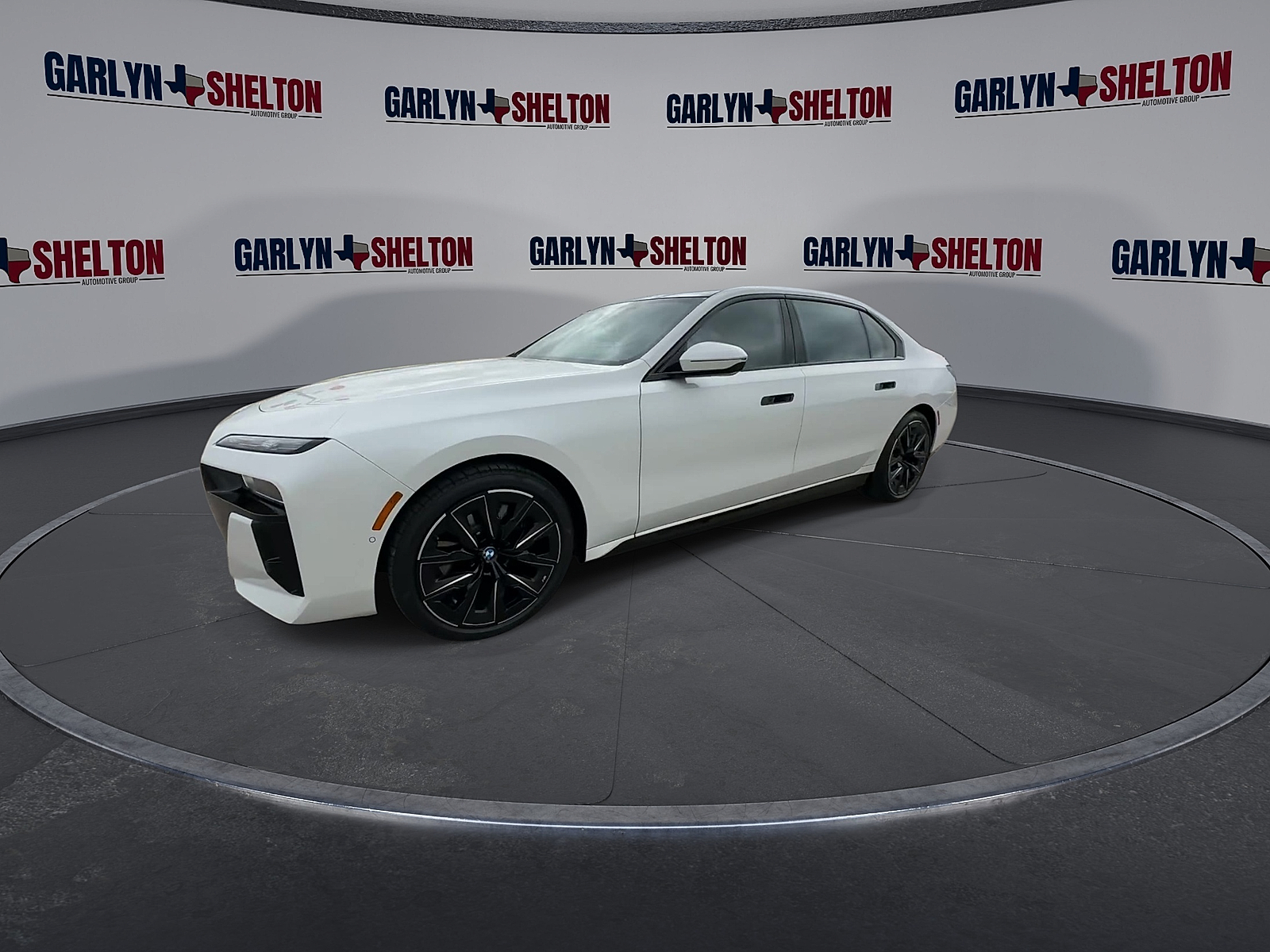 Used 2024 Mineral White Metallic BMW EDRIVE50 image 4