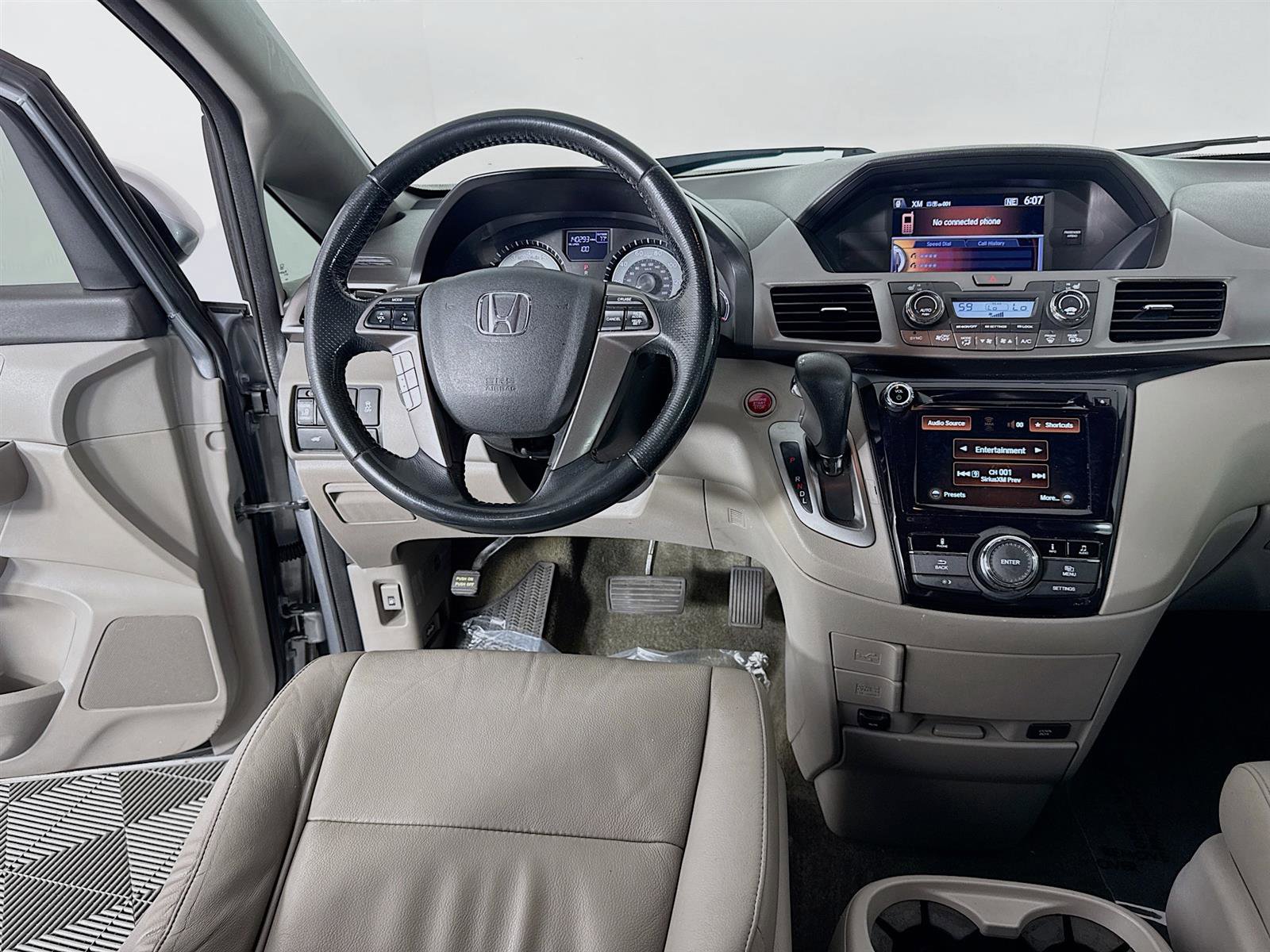 2016 Honda Odyssey EX-L photo 22