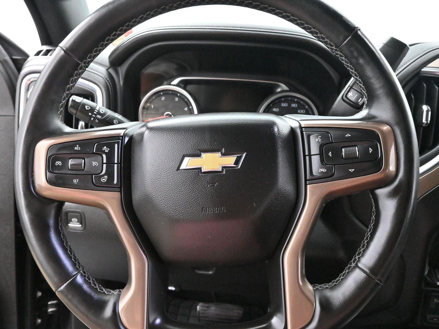 2023 Chevrolet Silverado 2500HD High Country photo 15