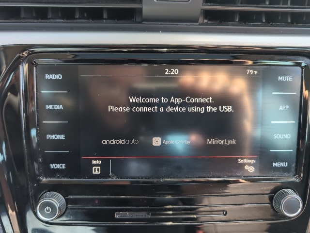 2021 Volkswagen Passat 2.0T SE photo 26
