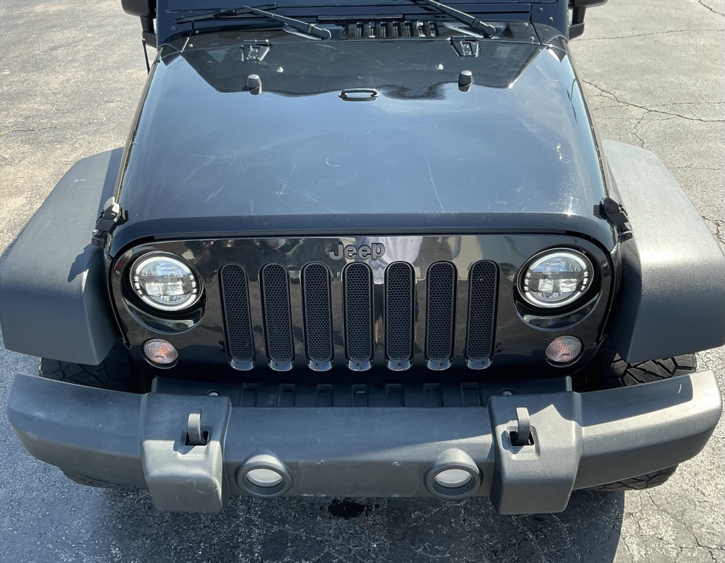 2018 Jeep Wrangler Unlimited Sport photo 12