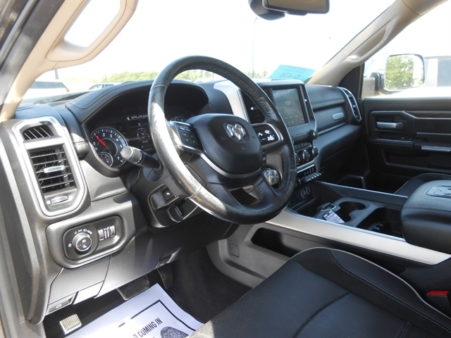 2019 Ram 2500 Laramie photo 3
