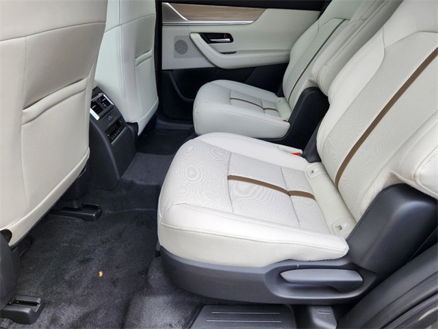 2025 Mazda CX-90 Plug-in Hybrid Premium Plus photo 12