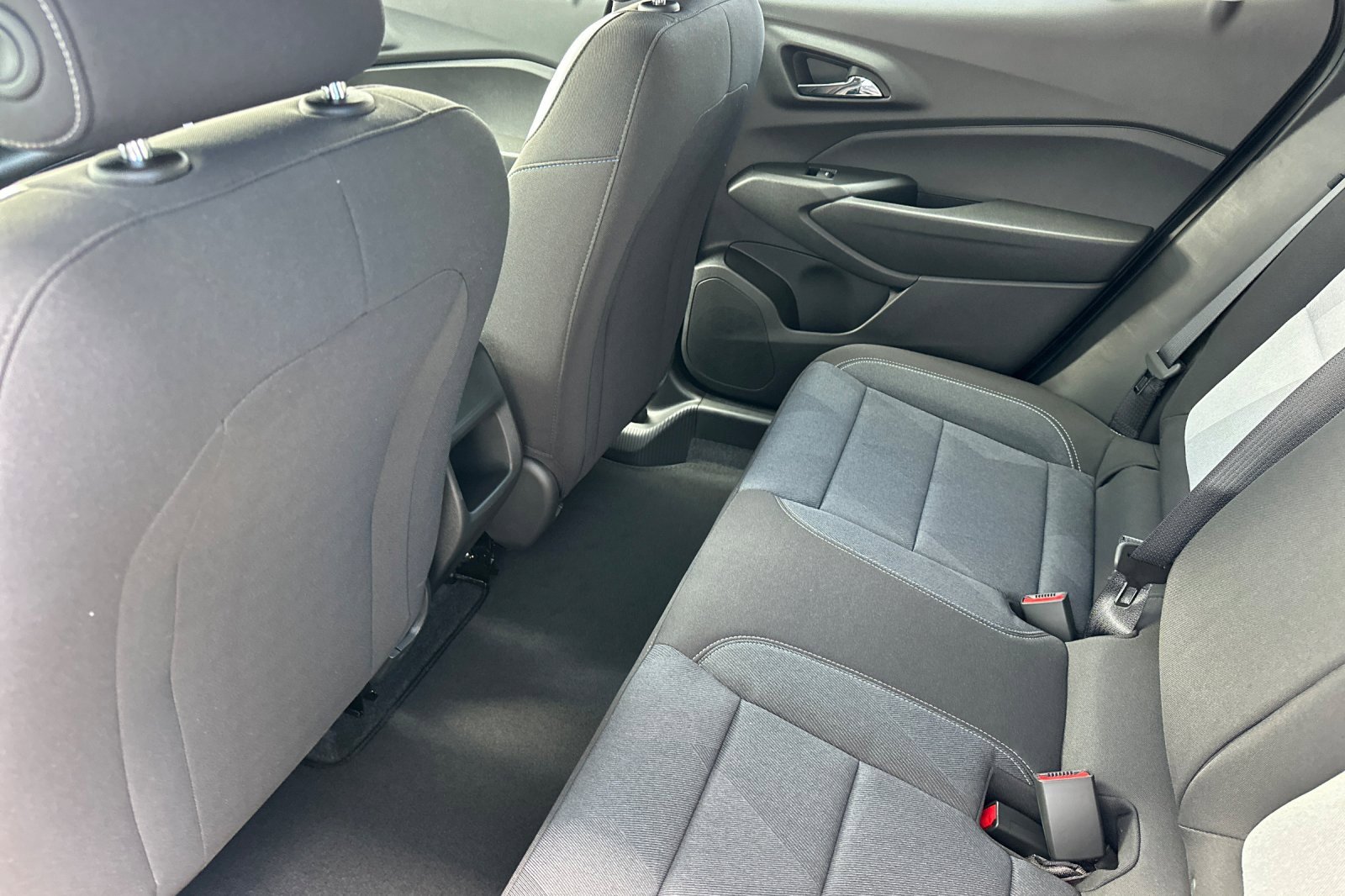 2025 Chevrolet Trax LS photo 12