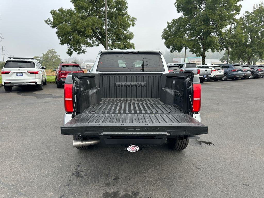 2025 Toyota Tacoma TRD Off-Road 4x4 Double Cab photo 10
