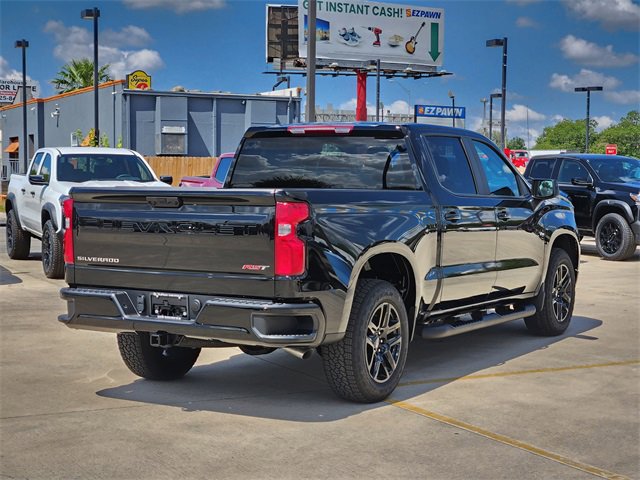 2026 Chevrolet Silverado 1500 RST photo 3