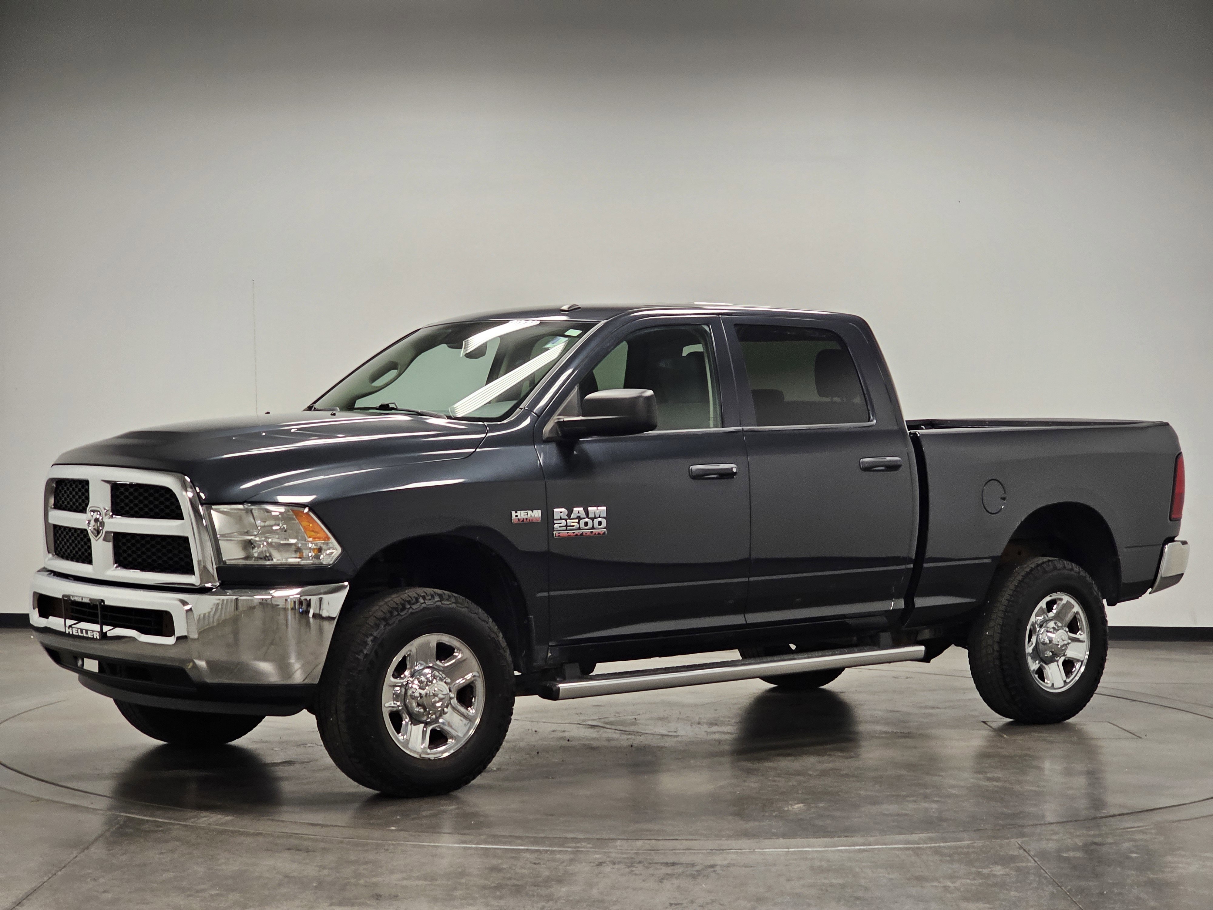 2016 Ram 2500 Tradesman photo 2